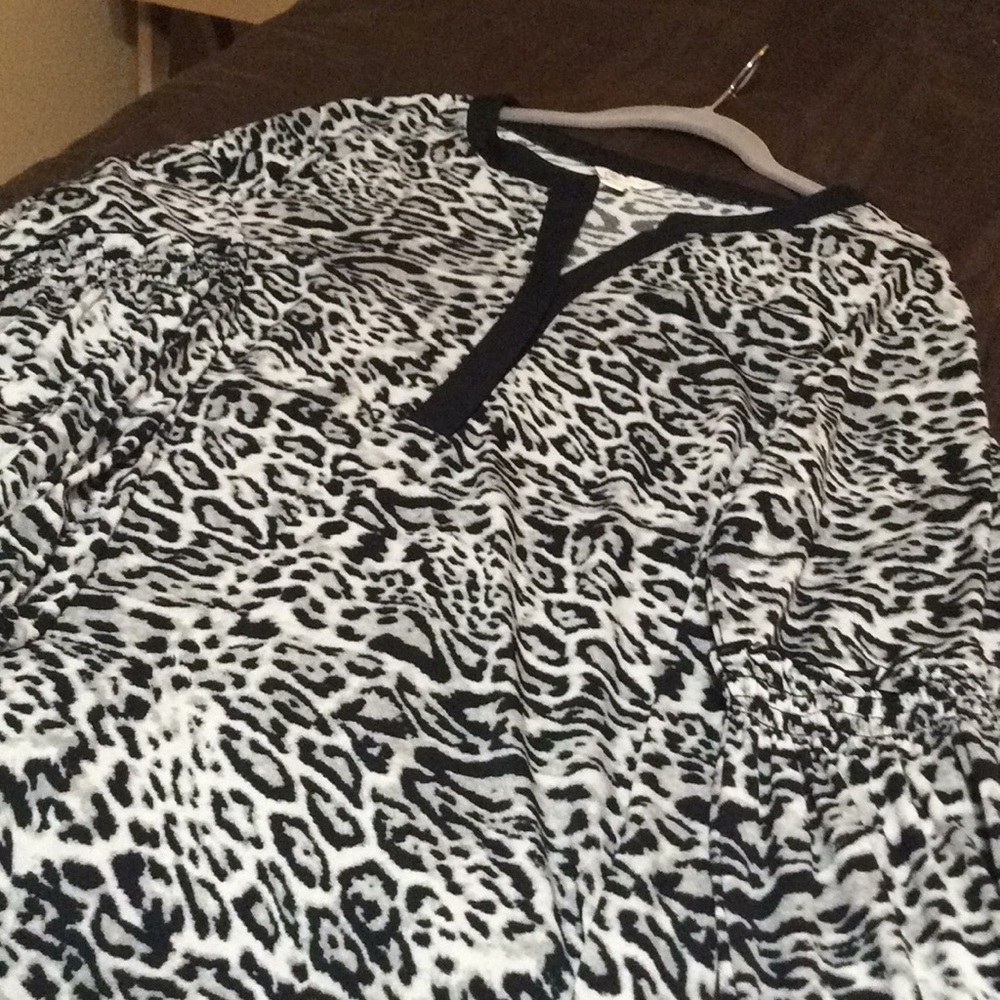 Cato tunic excellent cond